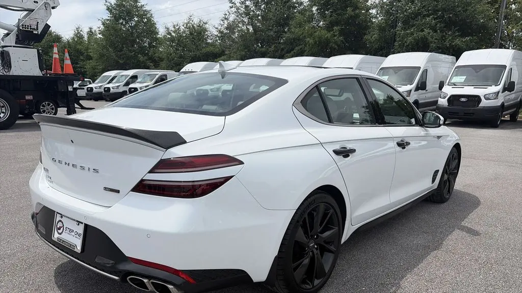 2023 Genesis G70 2.0T