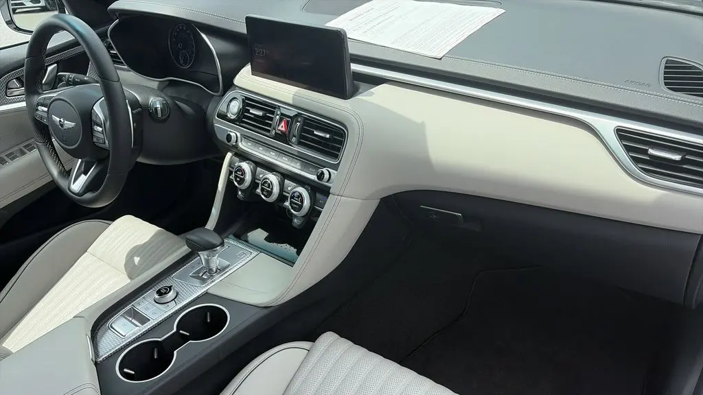 2023 Genesis G70 2.0T