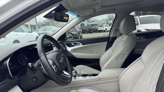 2021 Genesis G70 2.0T