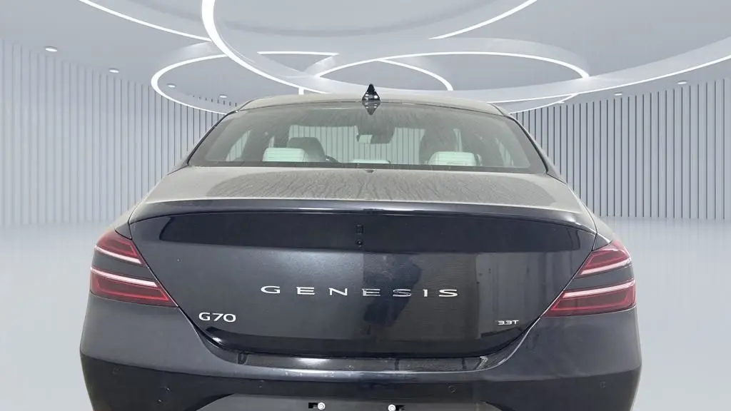 2026 Genesis G70 3.3T Sport Prestige