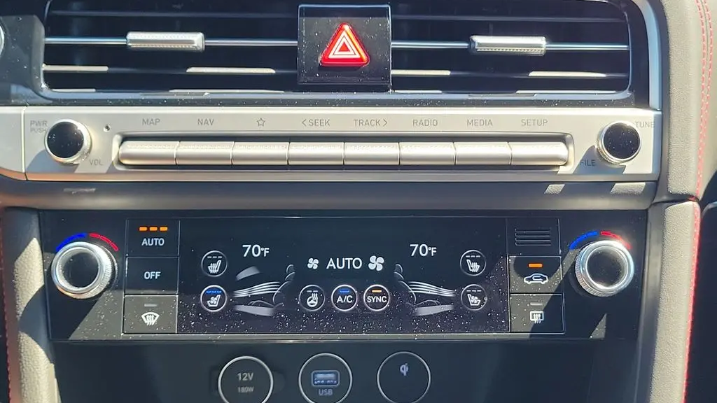2026 Genesis G70 3.3T Sport Prestige
