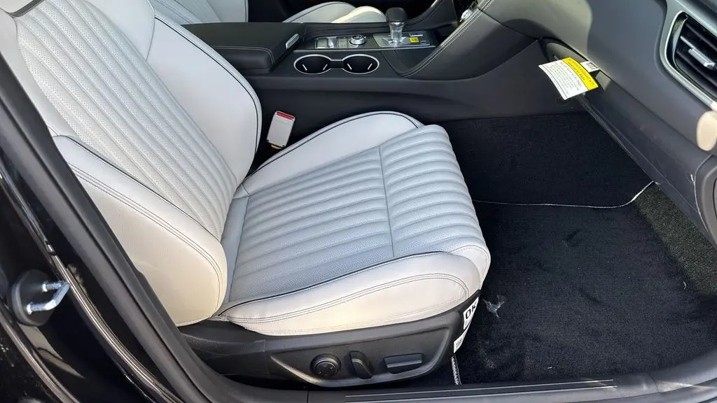2026 Genesis G70 3.3T Sport Prestige
