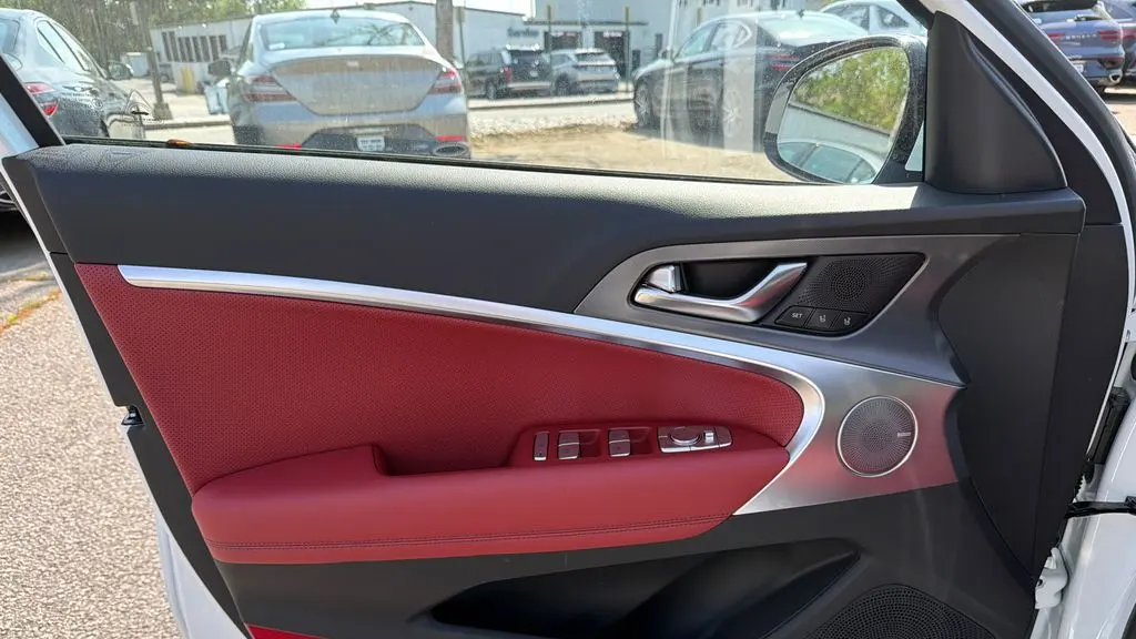2026 Genesis G70 3.3T Sport Prestige