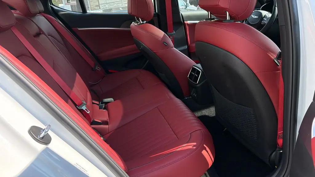 2026 Genesis G70 3.3T Sport Prestige