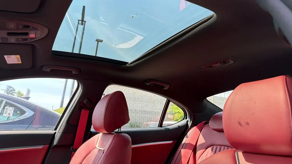 2026 Genesis G70 3.3T Sport Prestige