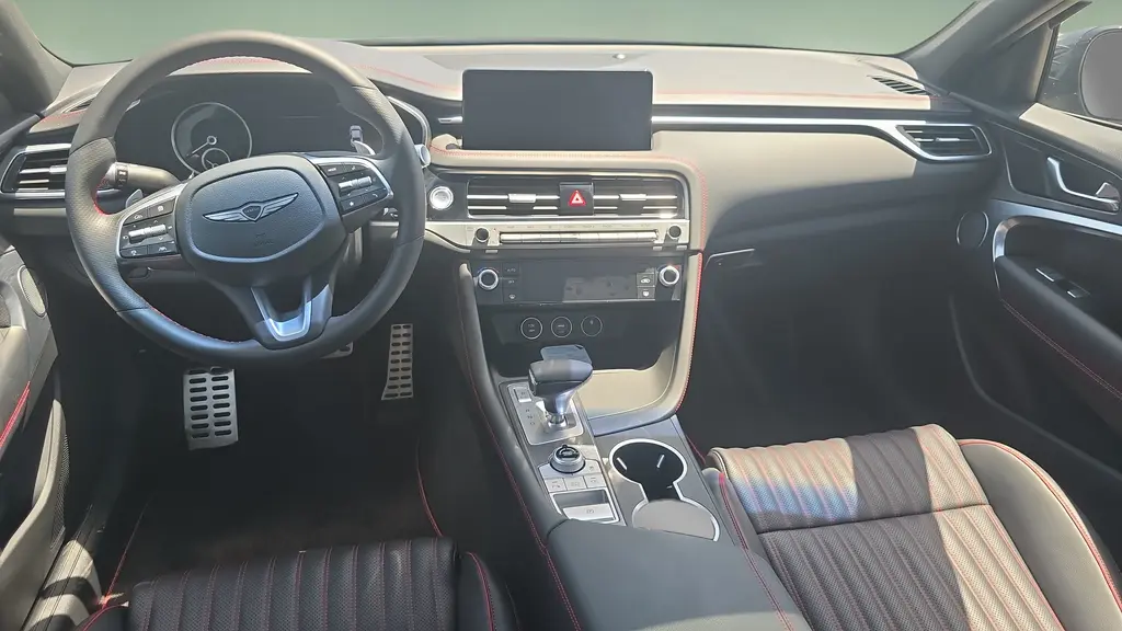 2026 Genesis G70 3.3T Sport Prestige