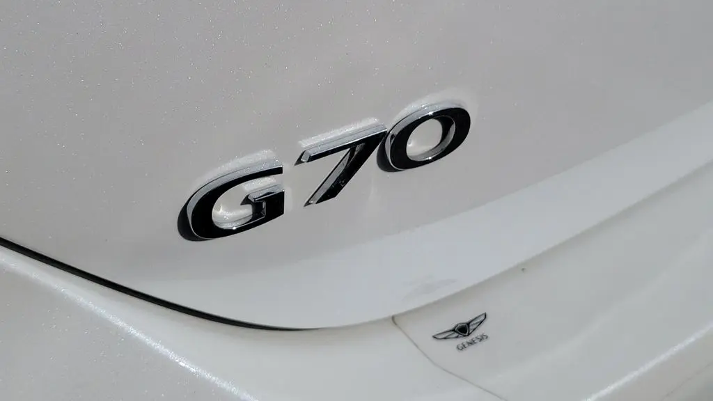 2025 Genesis G70 3.3T Sport Advanced