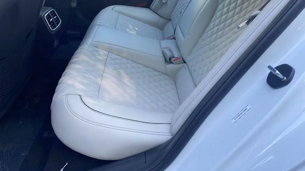 2025 Genesis G70 3.3T Sport Prestige