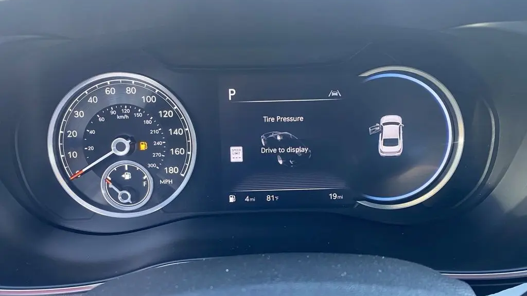 2025 Genesis G70 3.3T Sport Prestige