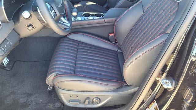 2025 Genesis G70 3.3T Sport Prestige