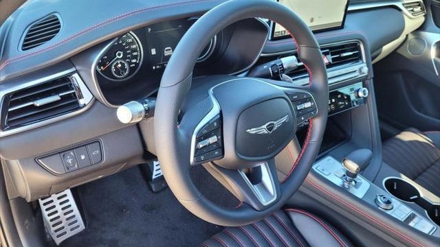 2025 Genesis G70 3.3T Sport Prestige