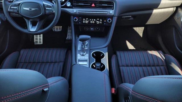 2025 Genesis G70 3.3T Sport Prestige