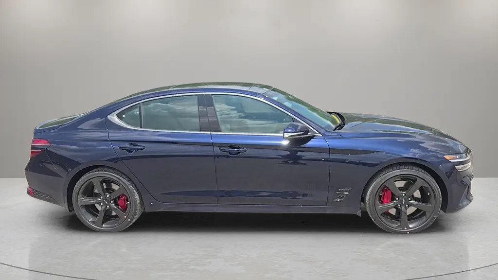 2026 Genesis G70 3.3T Sport Prestige
