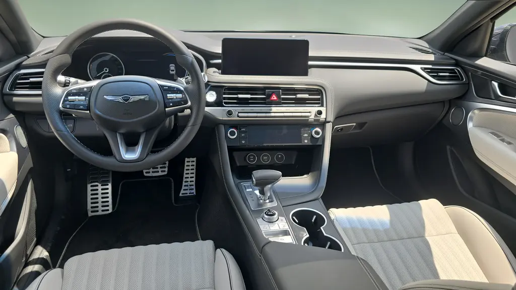 2026 Genesis G70 3.3T Sport Prestige