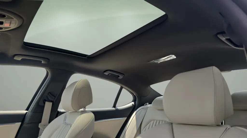 2026 Genesis G70 3.3T Sport Prestige