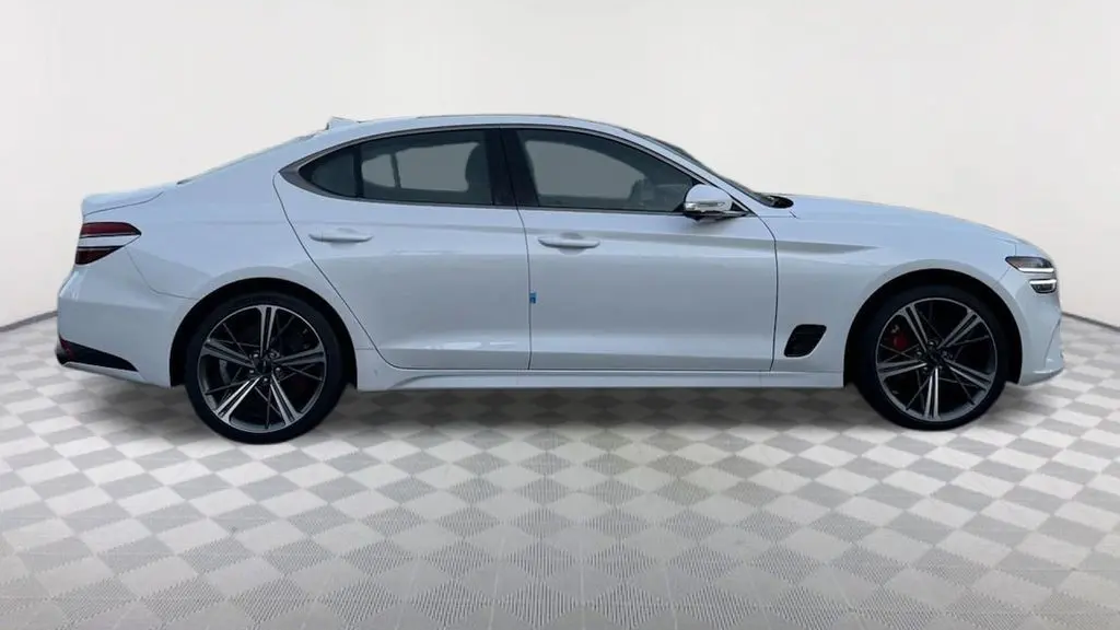 2025 Genesis G70 3.3T Sport Prestige