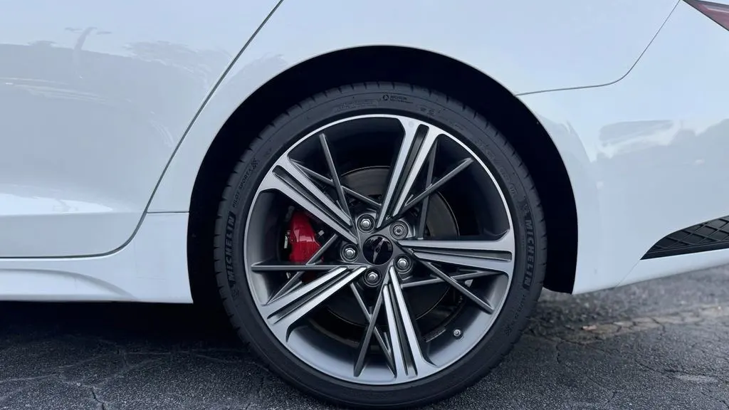 2025 Genesis G70 3.3T Sport Prestige