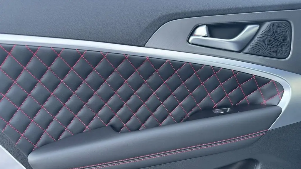 2025 Genesis G70 3.3T Sport Prestige