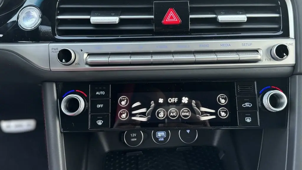 2025 Genesis G70 3.3T Sport Prestige