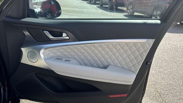 2025 Genesis G70 3.3T Sport Advanced
