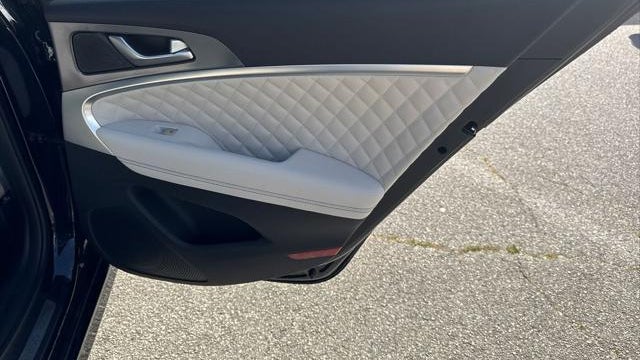 2025 Genesis G70 3.3T Sport Advanced