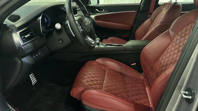 2025 Genesis G70 3.3T Sport Prestige