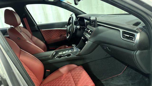 2025 Genesis G70 3.3T Sport Prestige
