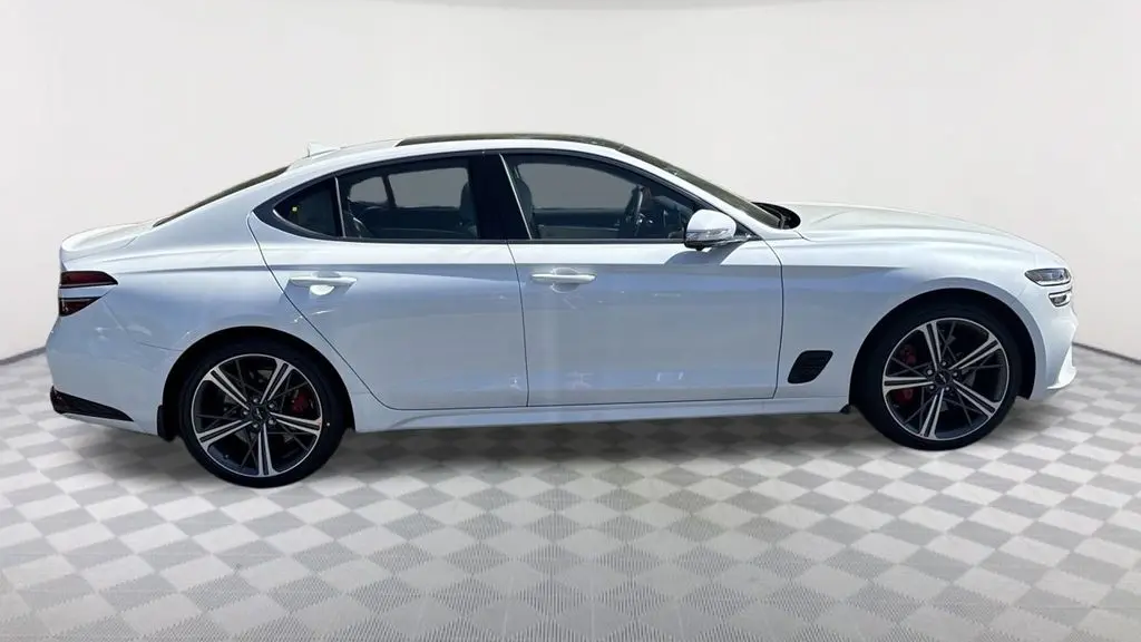 2025 Genesis G70 3.3T Sport Prestige