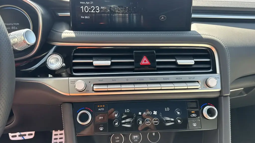 2025 Genesis G70 3.3T Sport Prestige