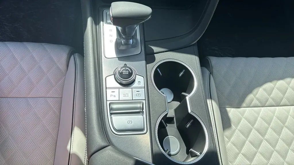 2025 Genesis G70 3.3T Sport Prestige