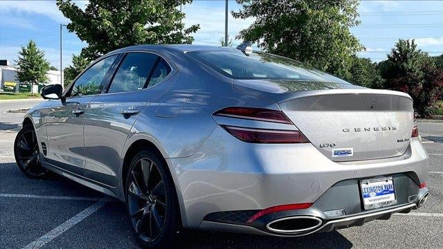 2022 Genesis G70 3.3T Standard