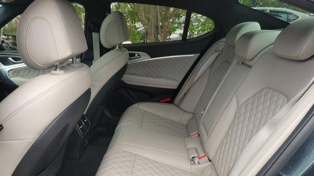 2023 Genesis G70 3.3T Standard