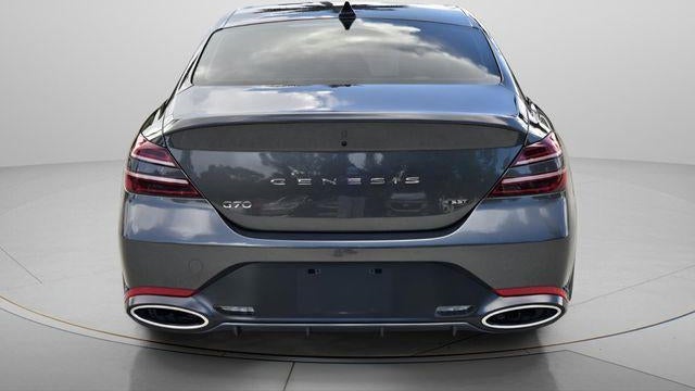 2023 Genesis G70 3.3T Standard