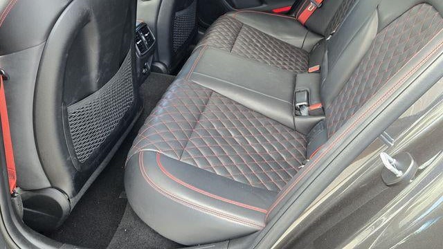 2023 Genesis G70 3.3T Standard