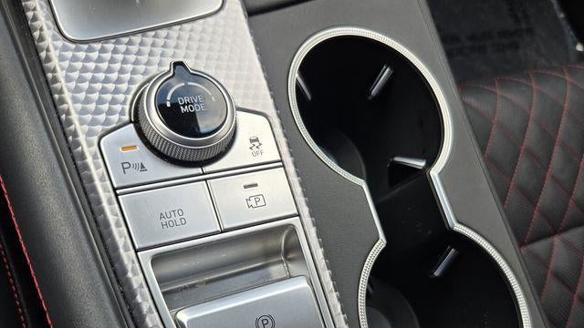 2023 Genesis G70 3.3T Standard