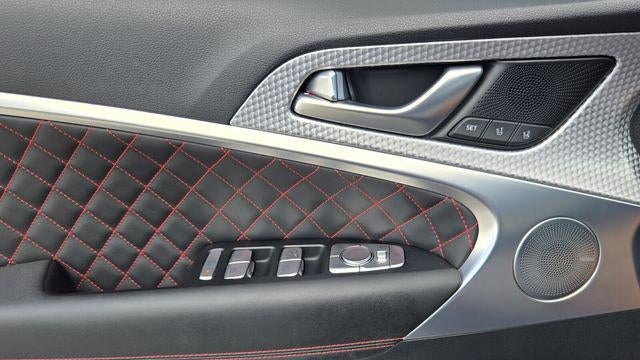 2023 Genesis G70 3.3T Standard