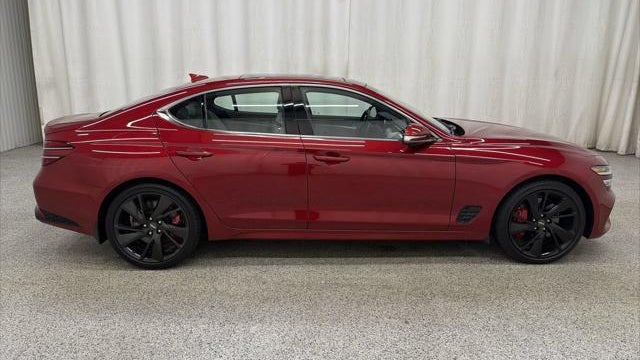 2023 Genesis G70 3.3T Standard