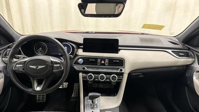 2023 Genesis G70 3.3T Standard