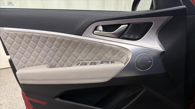 2023 Genesis G70 3.3T Standard