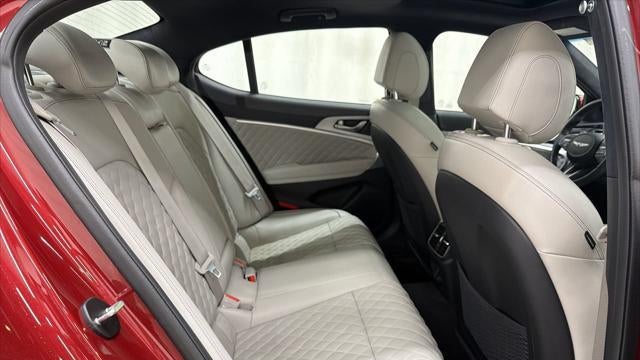 2023 Genesis G70 3.3T Standard