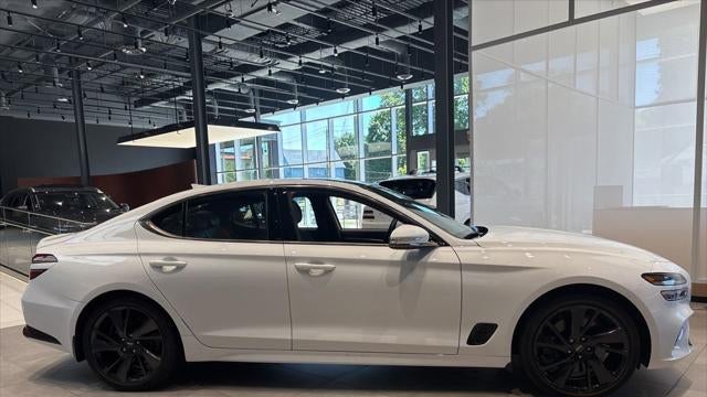 2023 Genesis G70 3.3T Standard