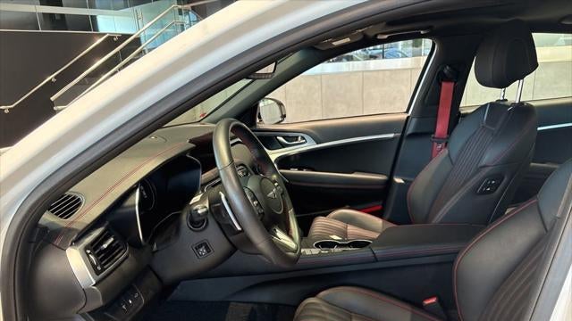2023 Genesis G70 3.3T Standard