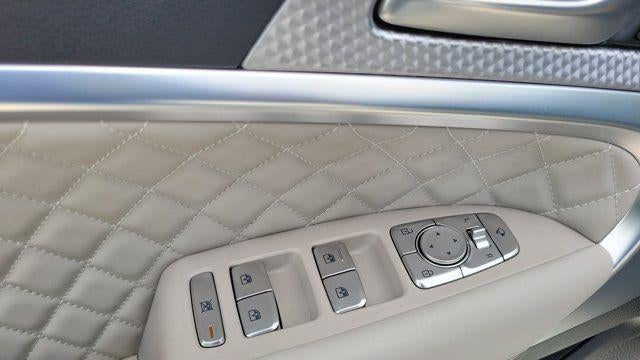 2023 Genesis G70 3.3T Standard
