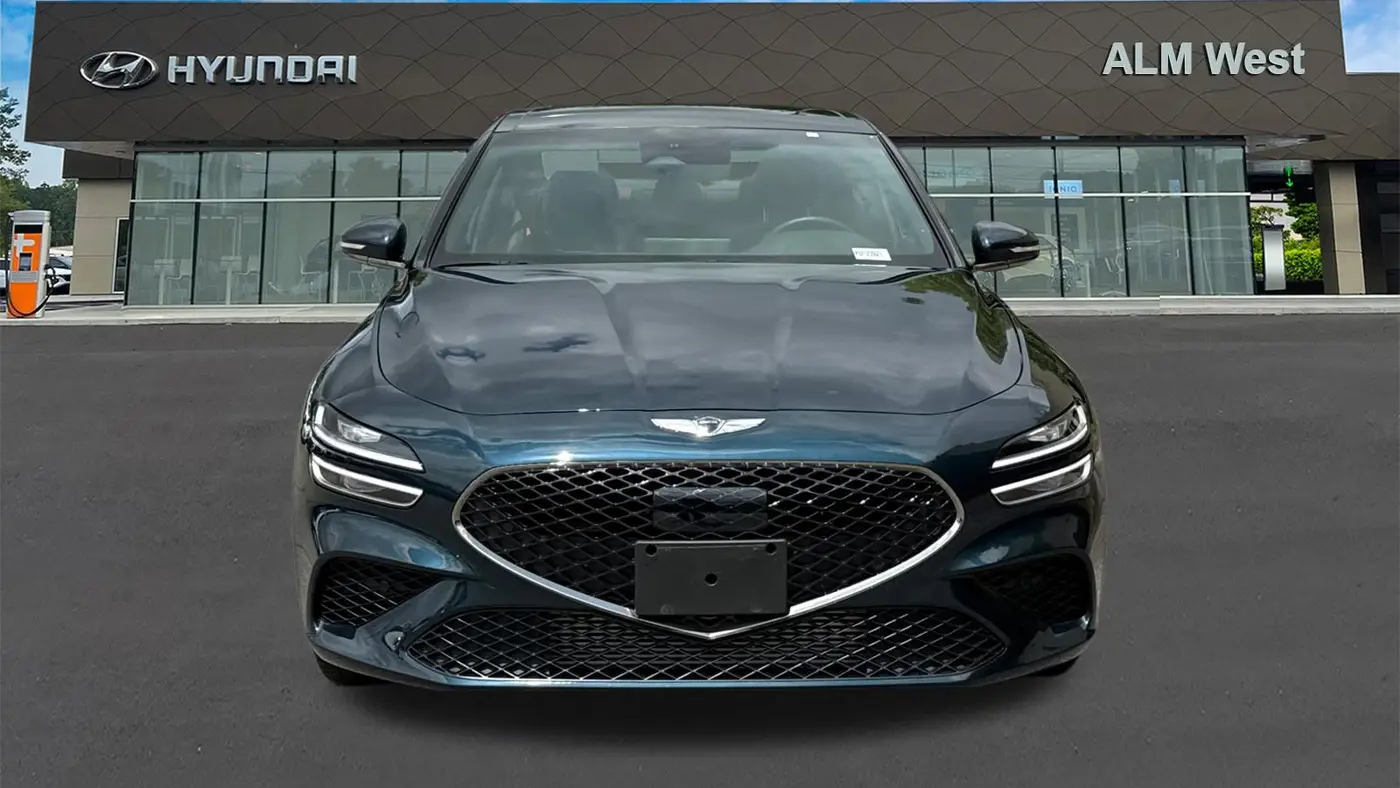 2023 Genesis G70 3.3T Standard