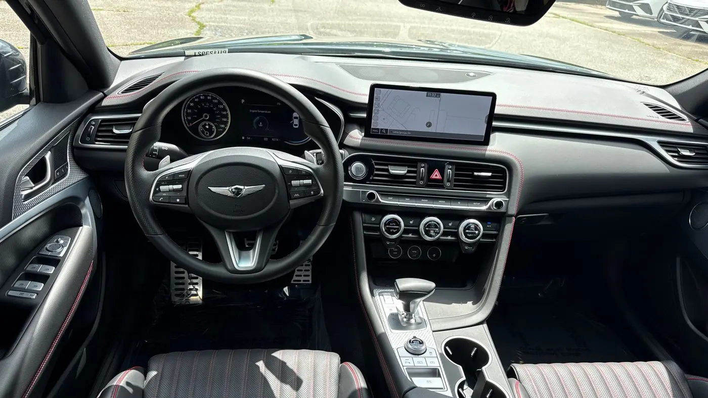 2023 Genesis G70 3.3T Standard