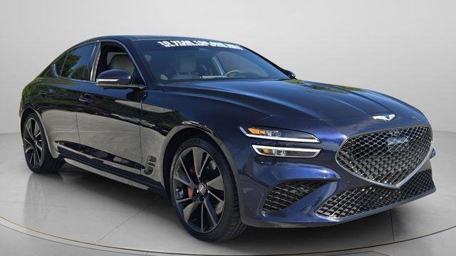 2023 Genesis G70 3.3T Standard