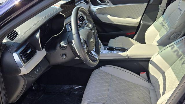 2023 Genesis G70 3.3T Standard