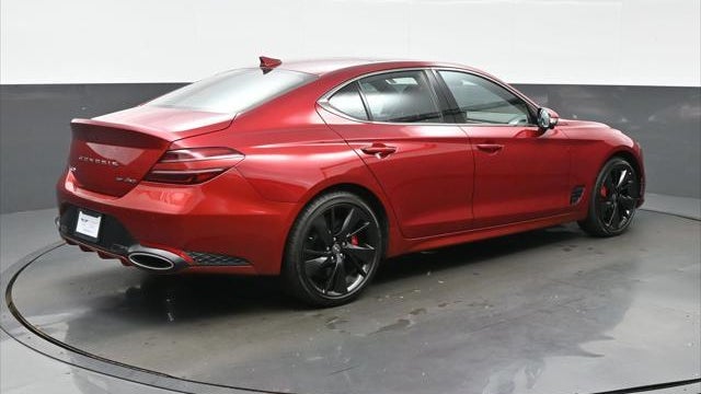2023 Genesis G70 3.3T Standard