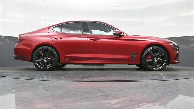 2023 Genesis G70 3.3T Standard