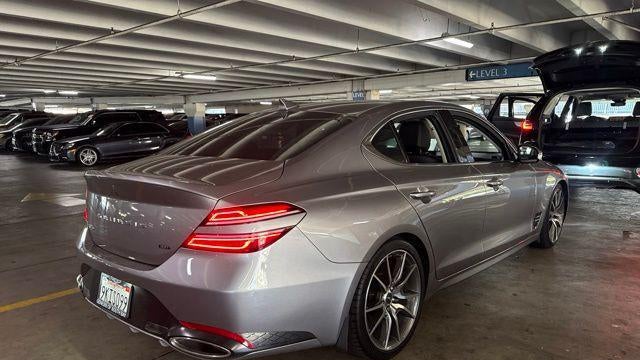 2023 Genesis G70 3.3T Standard